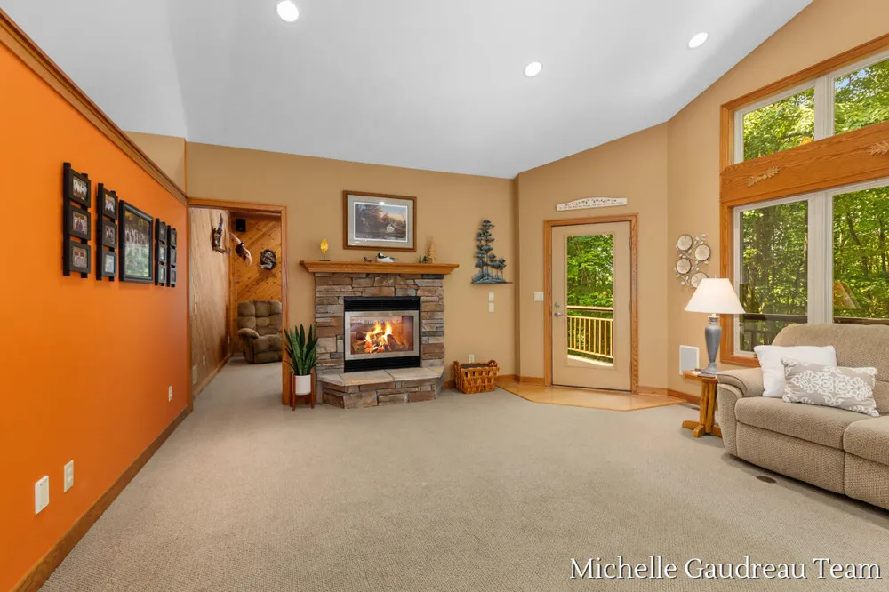 6244 Black Creek Drive Irving Township, MI 49333