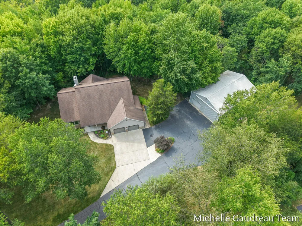 6244 Black Creek Drive Irving Township, MI 49333