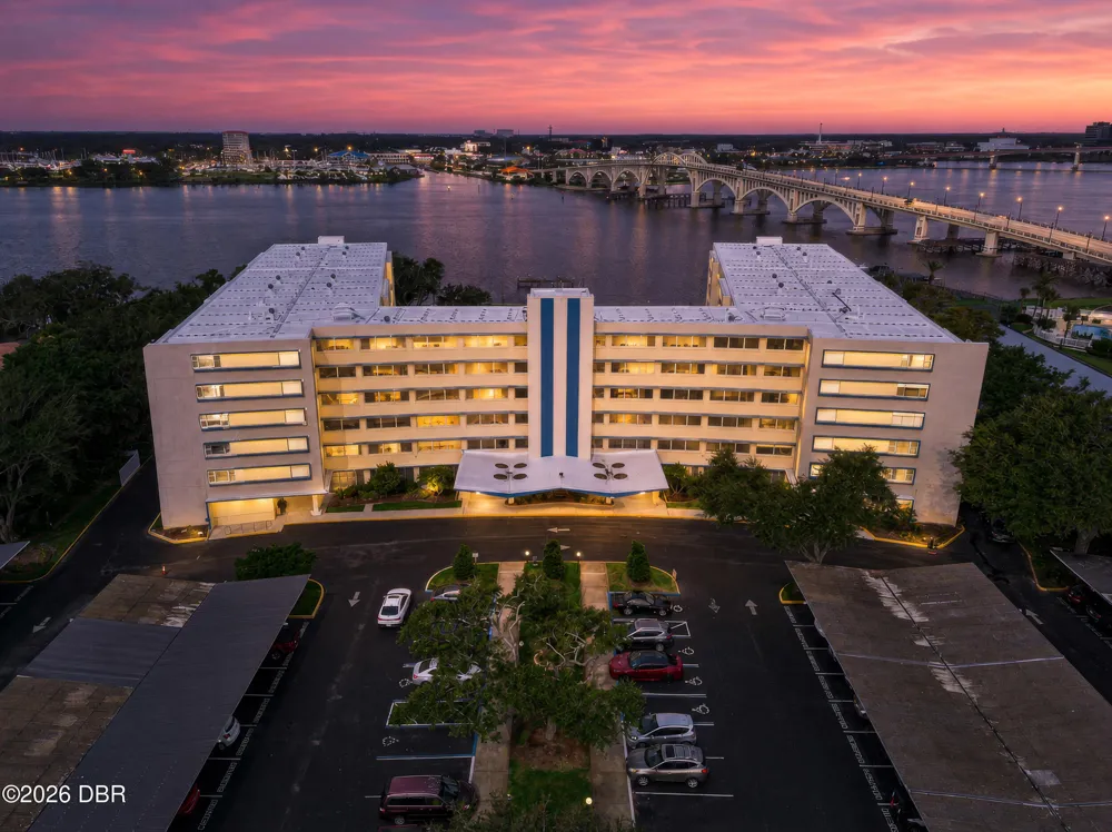 1224 S Peninsula Drive #514 Daytona Beach, FL 32118