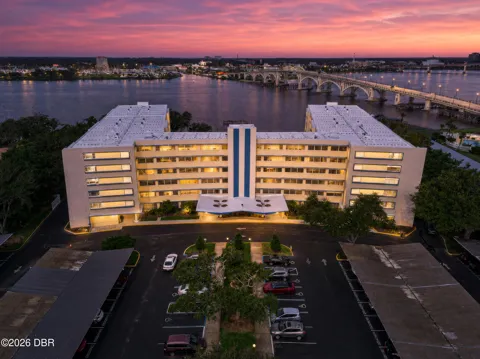 1224 S Peninsula Drive #514