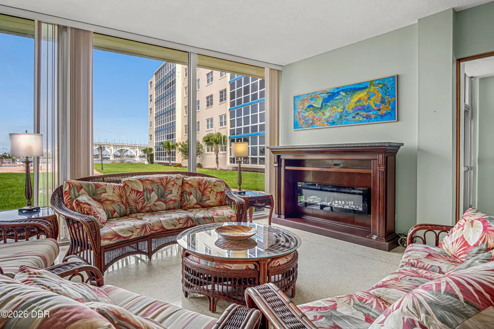 1224 S Peninsula Drive #514 Daytona Beach, FL 32118