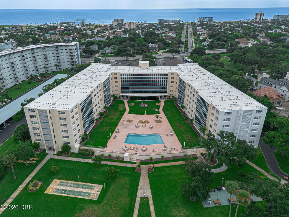 1224 S Peninsula Drive #514 Daytona Beach, FL 32118