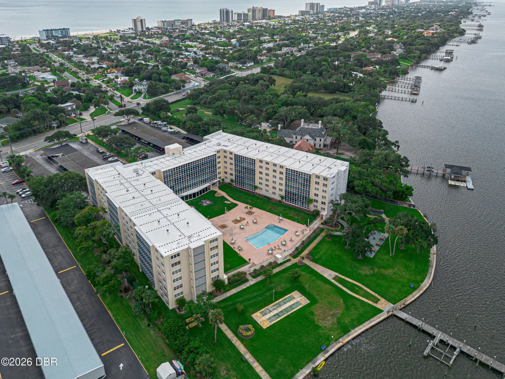 1224 S Peninsula Drive #514 Daytona Beach, FL 32118