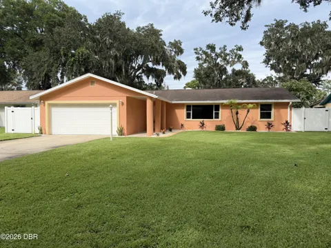 1013 Indian Oaks E #E