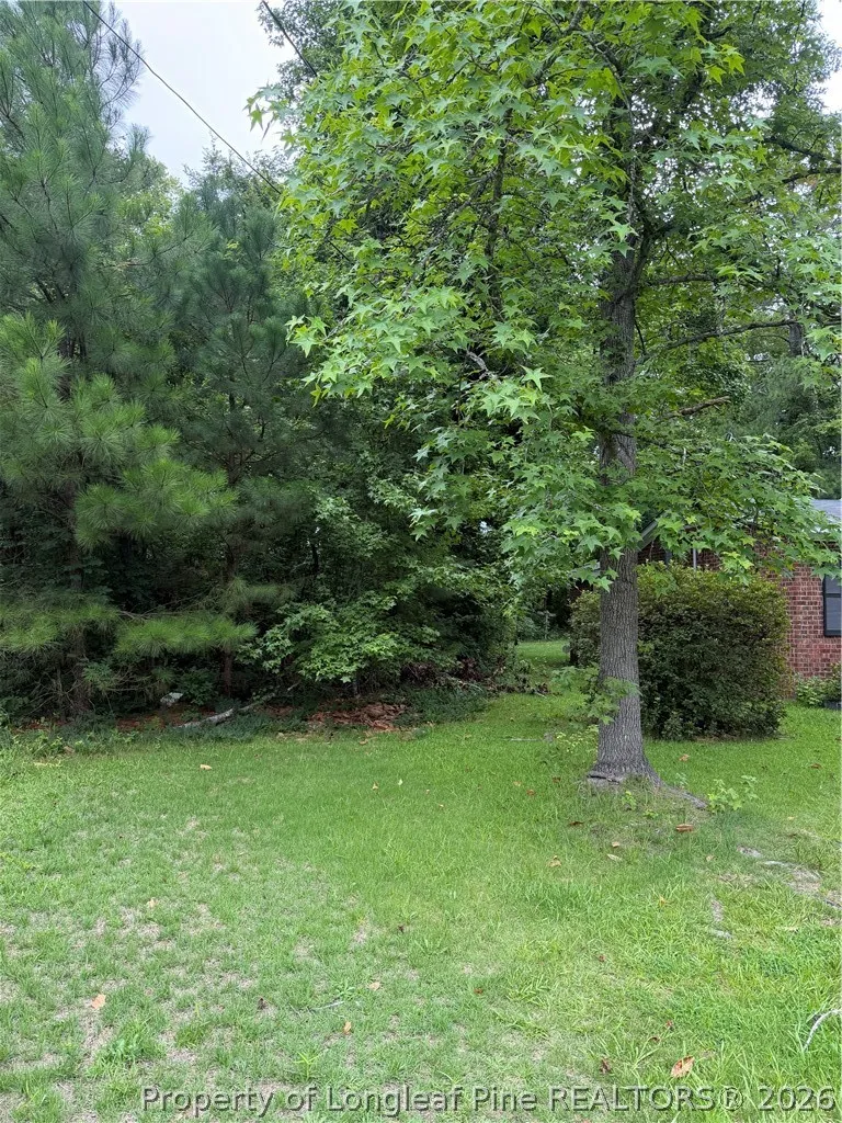 2105 Sapona Road Fayetteville, NC 28312