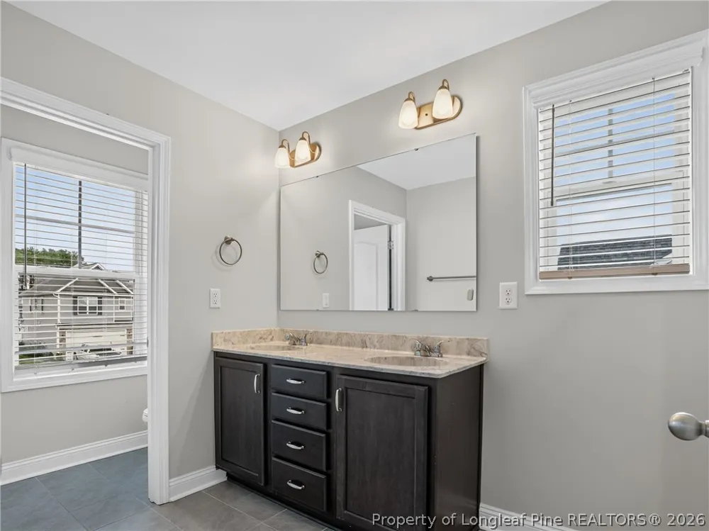162 Verdmont Drive Raeford, NC 28376