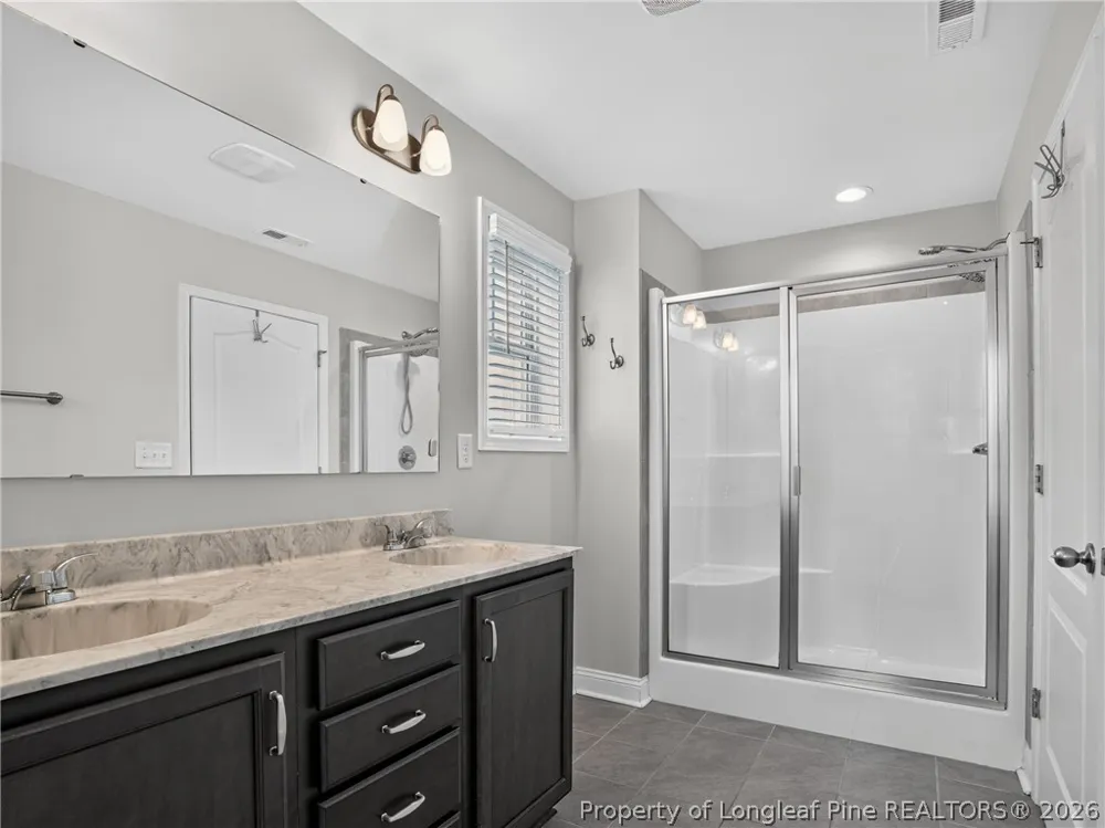 162 Verdmont Drive Raeford, NC 28376