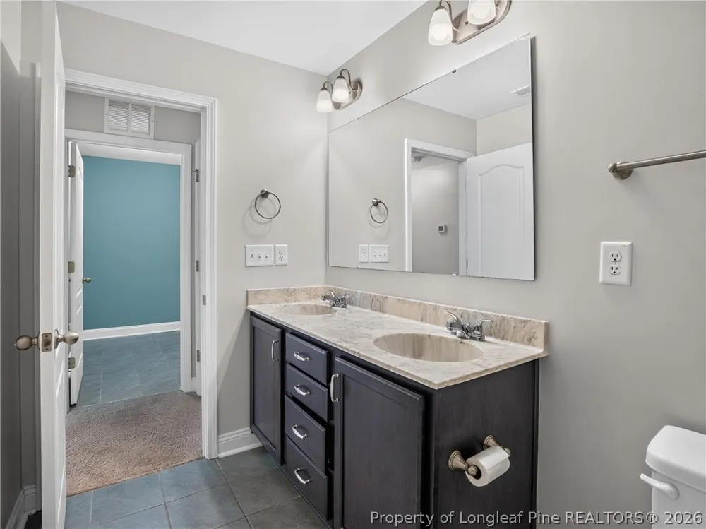 162 Verdmont Drive Raeford, NC 28376