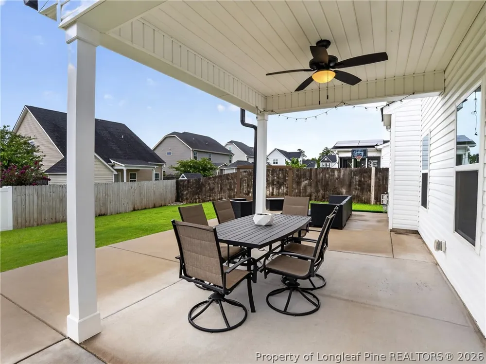 162 Verdmont Drive Raeford, NC 28376