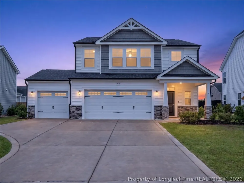 162 Verdmont Drive Raeford, NC 28376