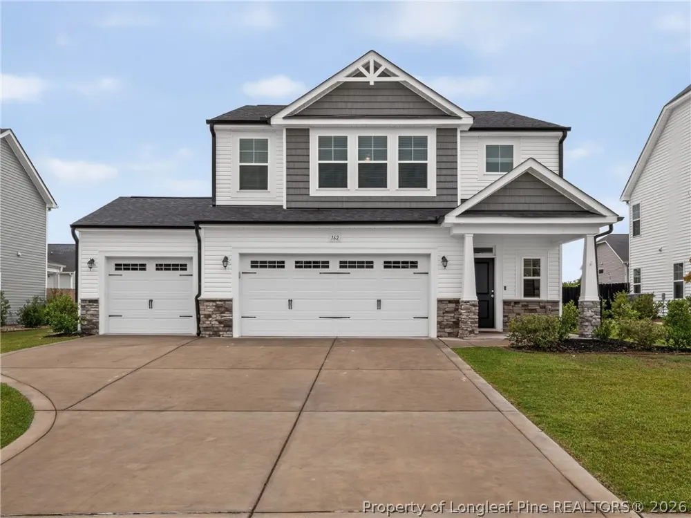 162 Verdmont Drive Raeford, NC 28376