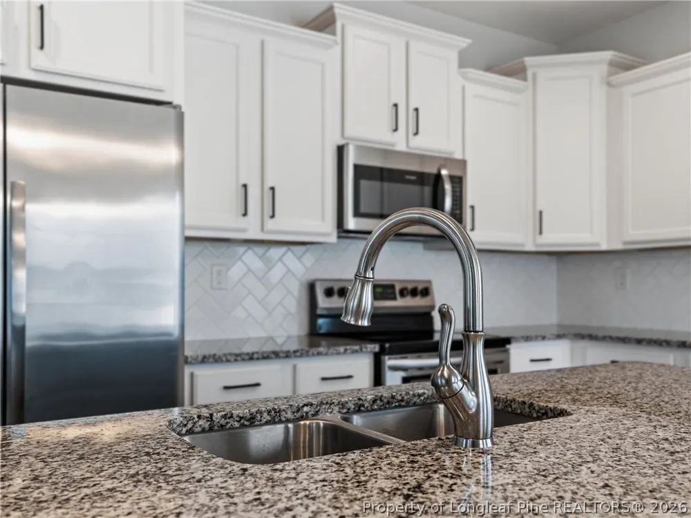 162 Verdmont Drive Raeford, NC 28376