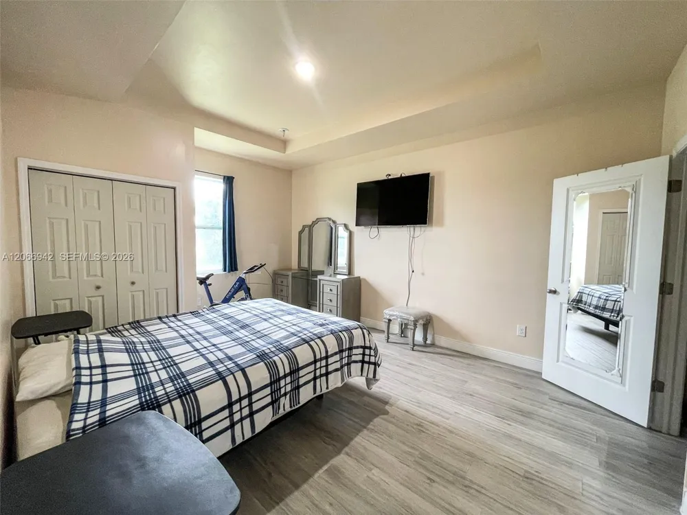 2013 Odessa Circle La Belle, FL 33935
