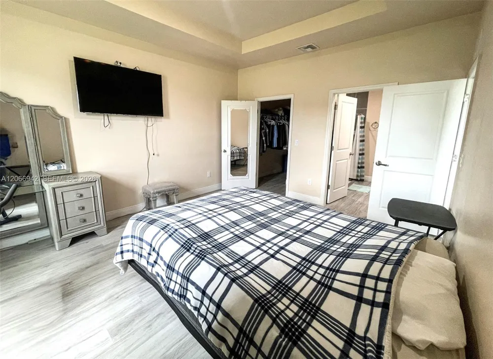 2013 Odessa Circle La Belle, FL 33935