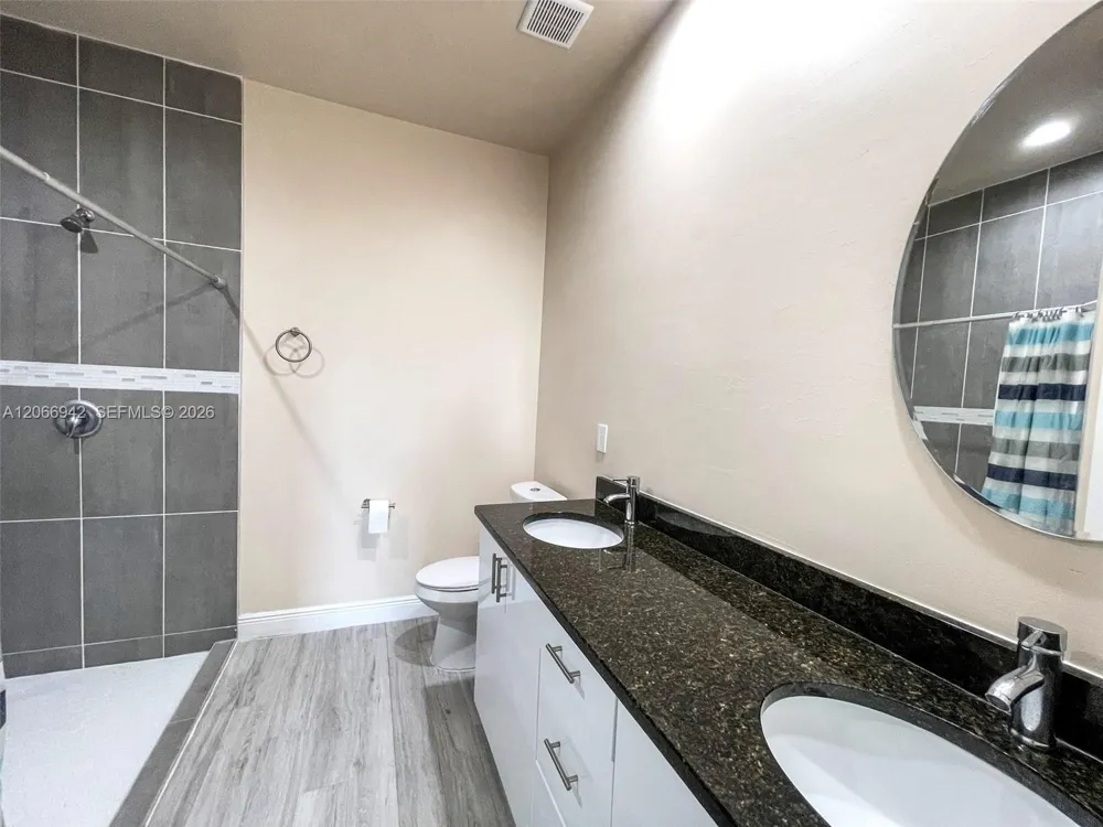2013 Odessa Circle La Belle, FL 33935