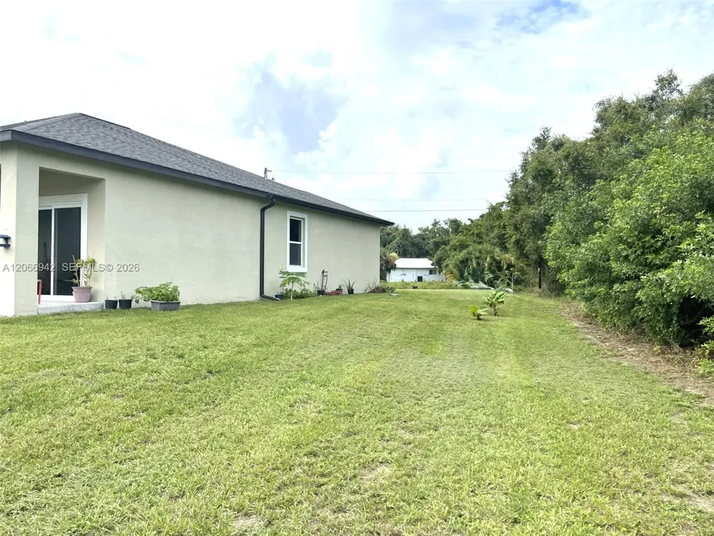 2013 Odessa Circle La Belle, FL 33935