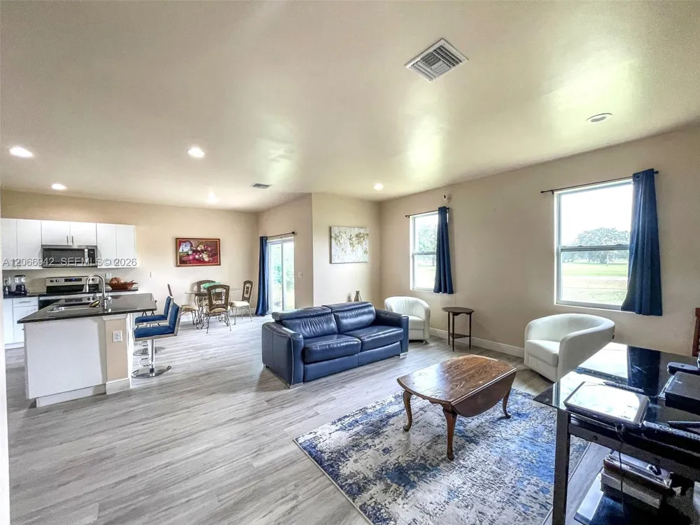 2013 Odessa Circle La Belle, FL 33935