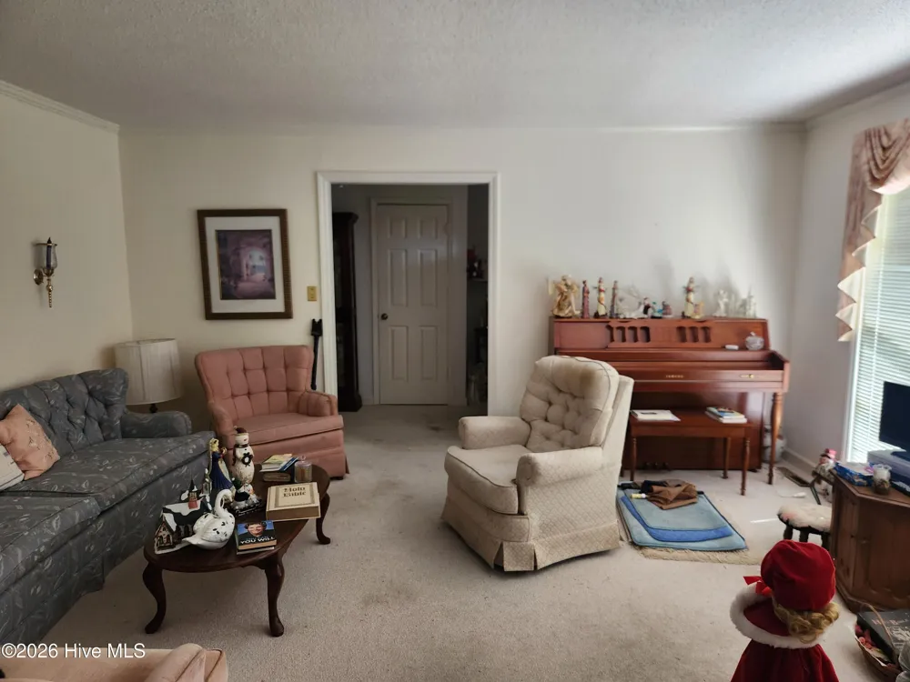 103 Ellison Drive Washington, NC 27889