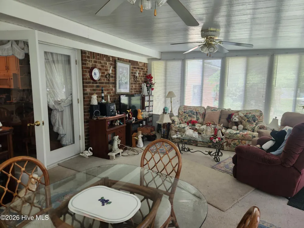 103 Ellison Drive Washington, NC 27889