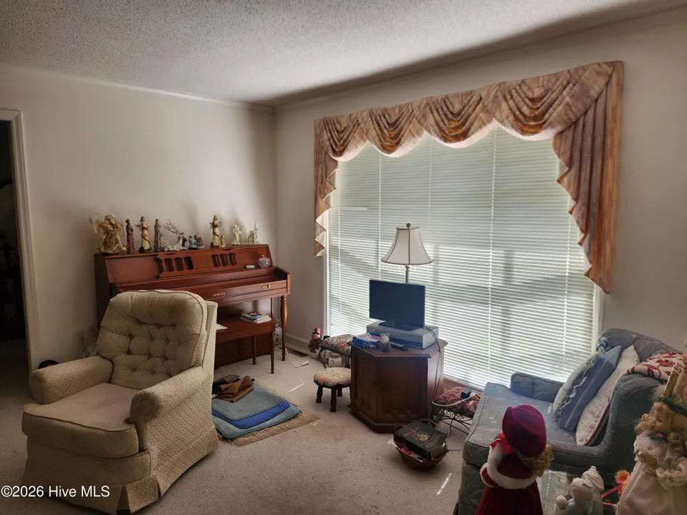 103 Ellison Drive Washington, NC 27889