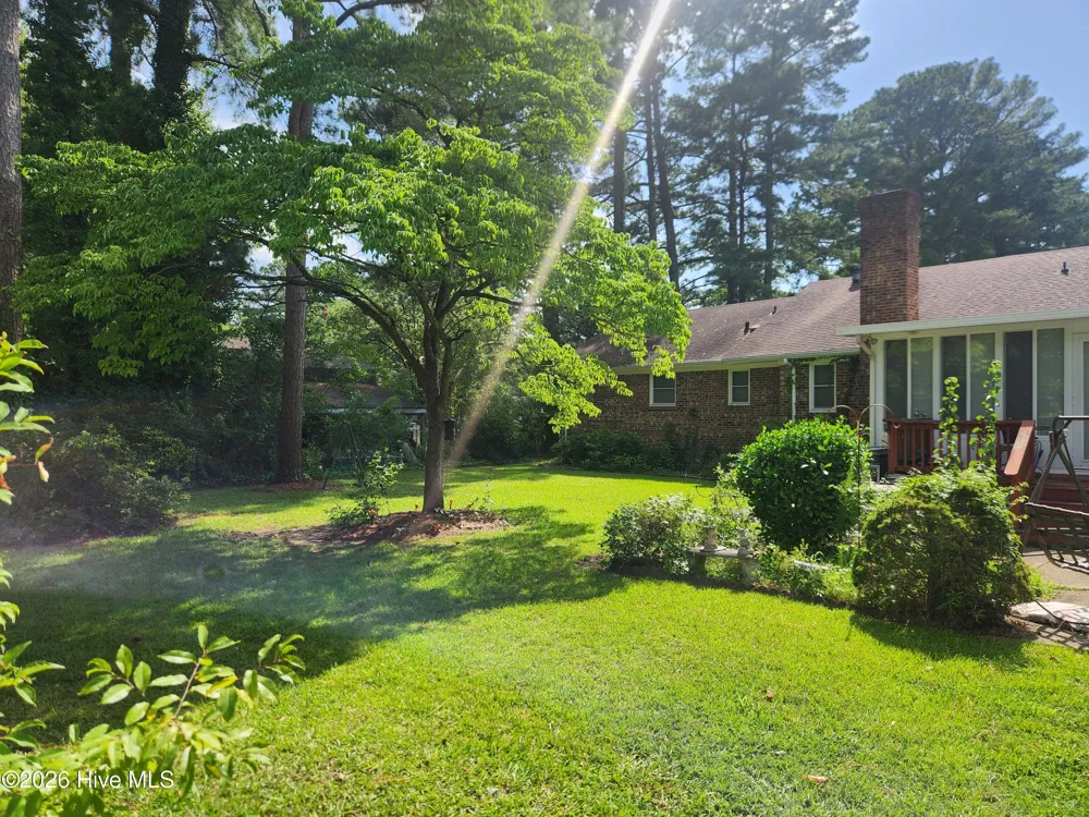 103 Ellison Drive Washington, NC 27889