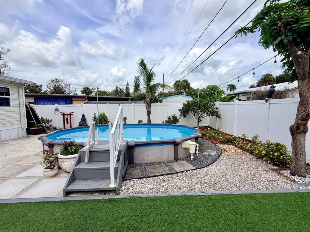 5192 AMY LANE Fort Pierce, FL 34946