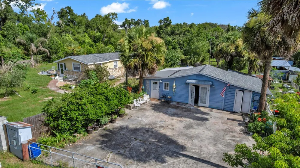 405 W SIMON AVENUE Apopka, FL 32712