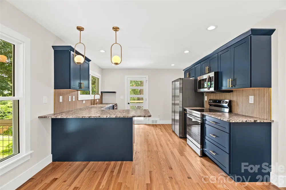 155 Oak Terrace Arden, NC 28704