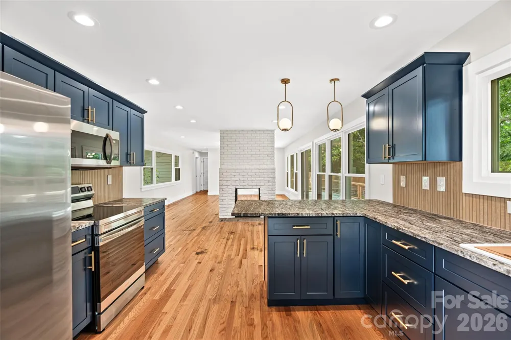 155 Oak Terrace Arden, NC 28704