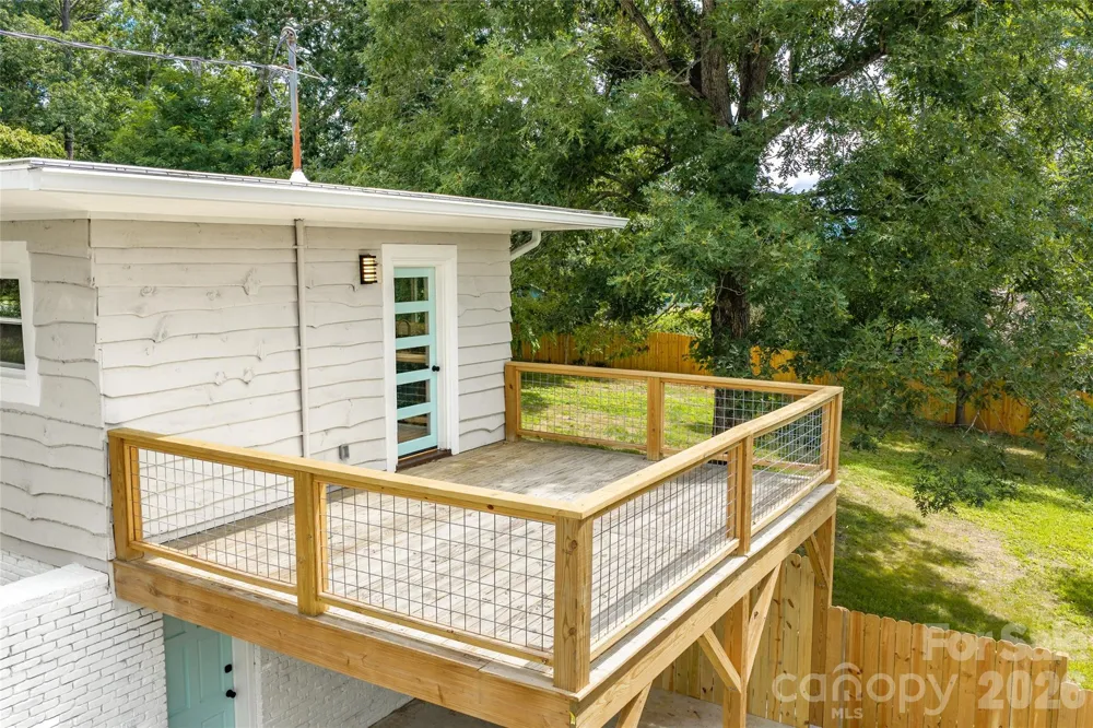 155 Oak Terrace Arden, NC 28704