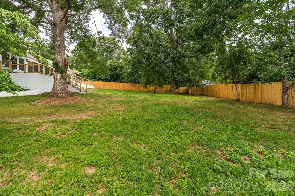 155 Oak Terrace Arden, NC 28704