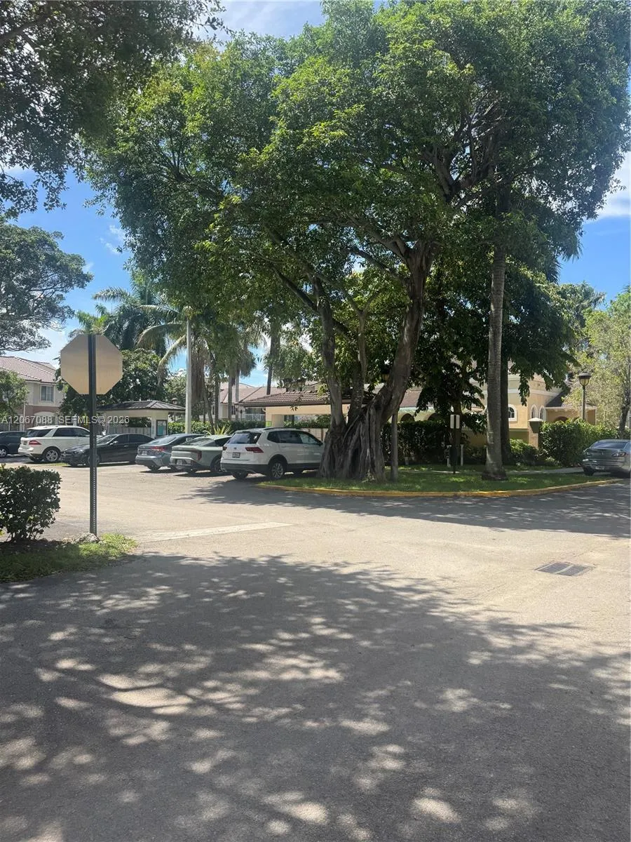 8826 W Flagler St #115 Miami, FL 33174