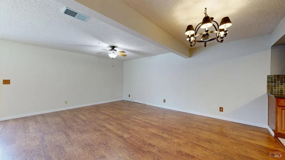 4571 Harbor Lane Rohnert Park, CA 94928