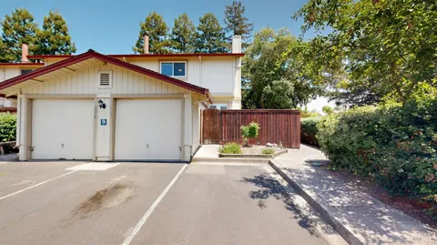 4571 Harbor Lane