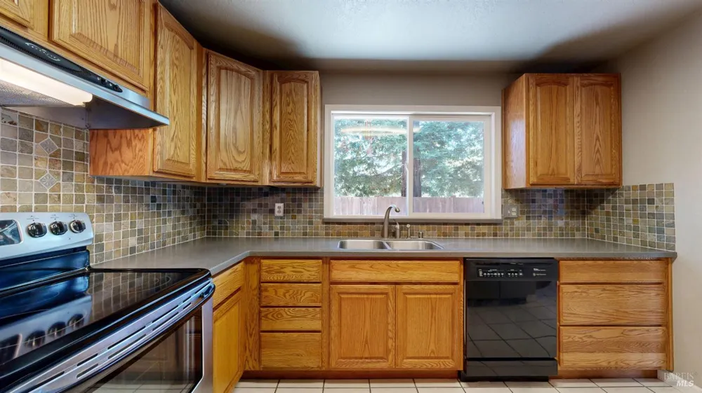 4571 Harbor Lane Rohnert Park, CA 94928