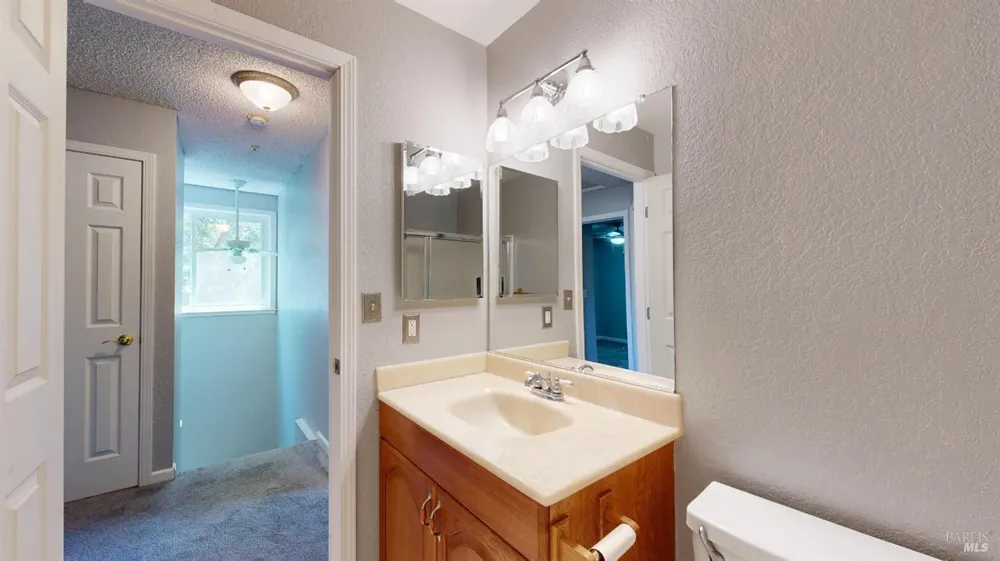 4571 Harbor Lane Rohnert Park, CA 94928