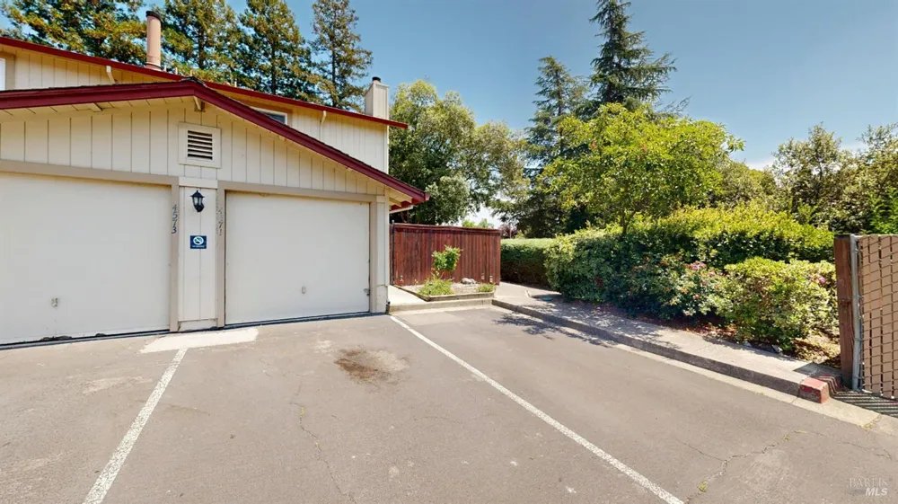 4571 Harbor Lane Rohnert Park, CA 94928