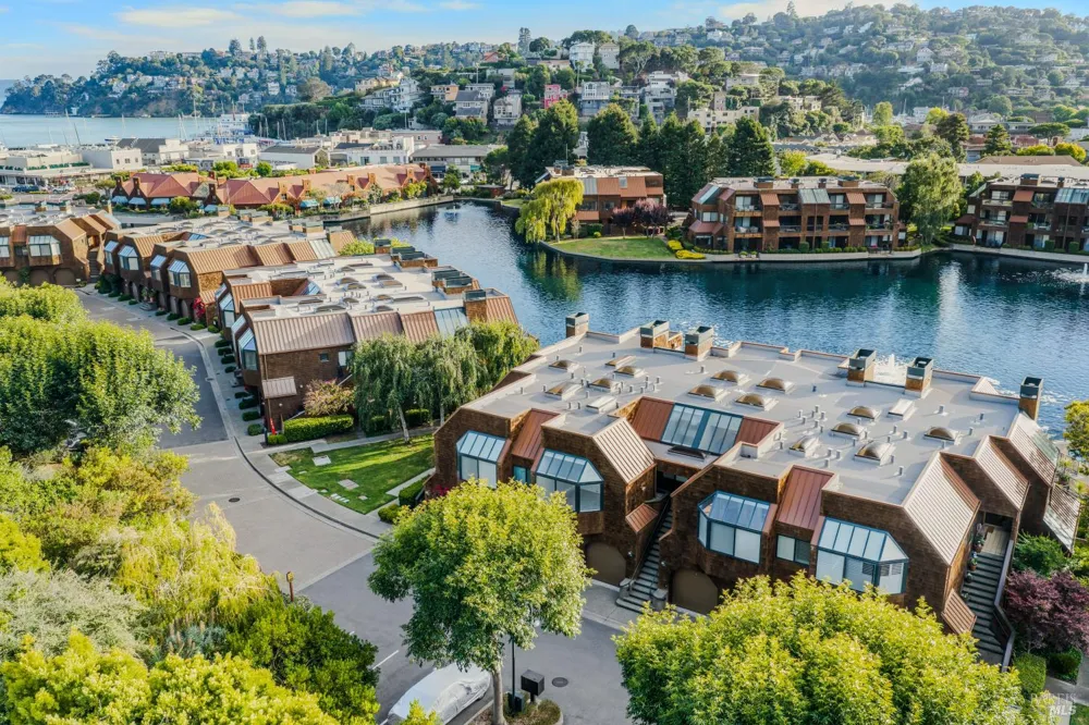34 Lagoon Vista Tiburon, CA 94920