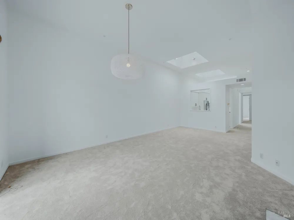 34 Lagoon Vista Tiburon, CA 94920