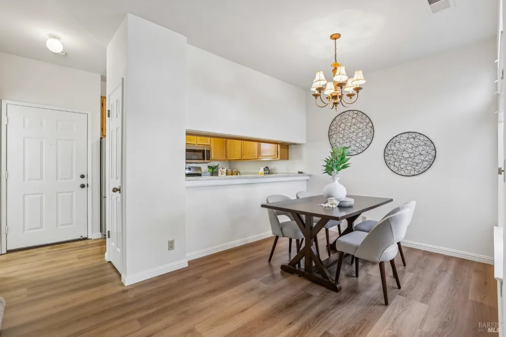 326 Commodore Drive Richmond, CA 94804