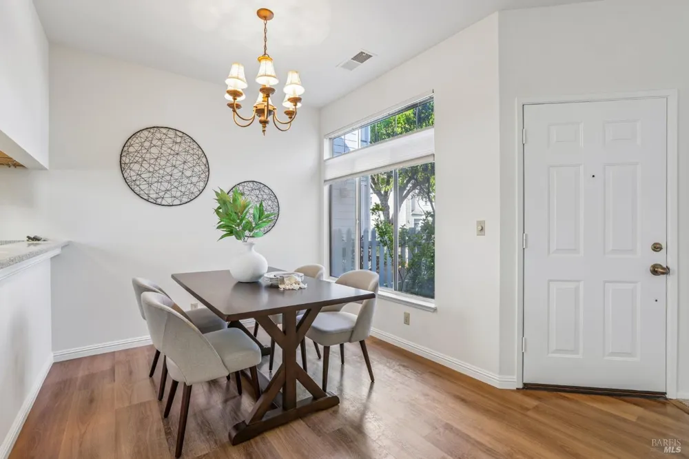 326 Commodore Drive Richmond, CA 94804