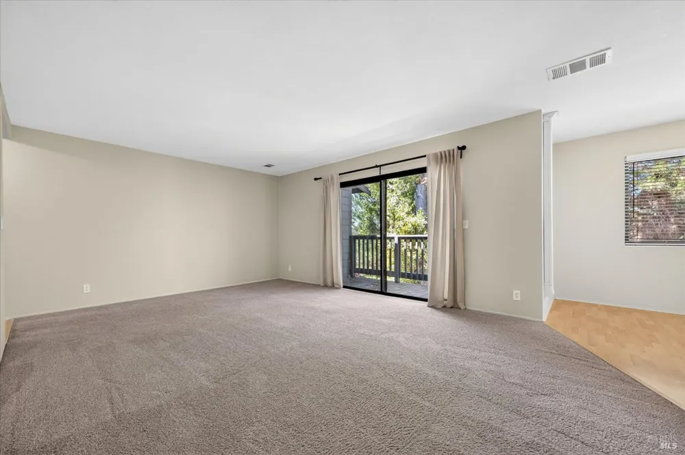 900 Cambridge Drive ##30 Benicia, CA 94510