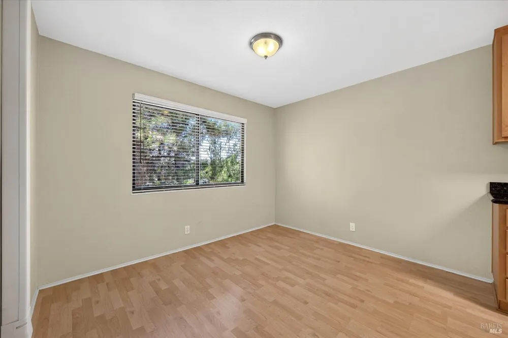900 Cambridge Drive ##30 Benicia, CA 94510