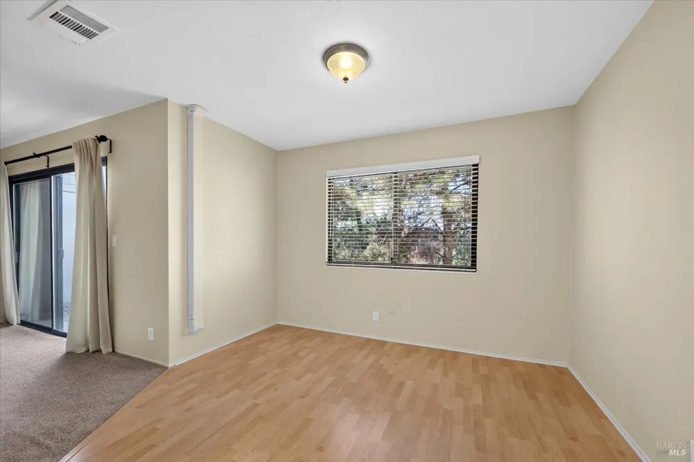 900 Cambridge Drive ##30 Benicia, CA 94510