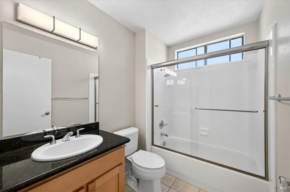 900 Cambridge Drive ##30 Benicia, CA 94510