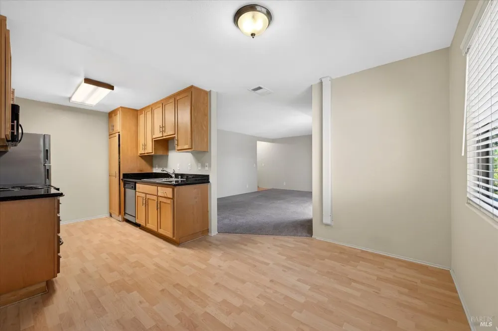 900 Cambridge Drive ##30 Benicia, CA 94510