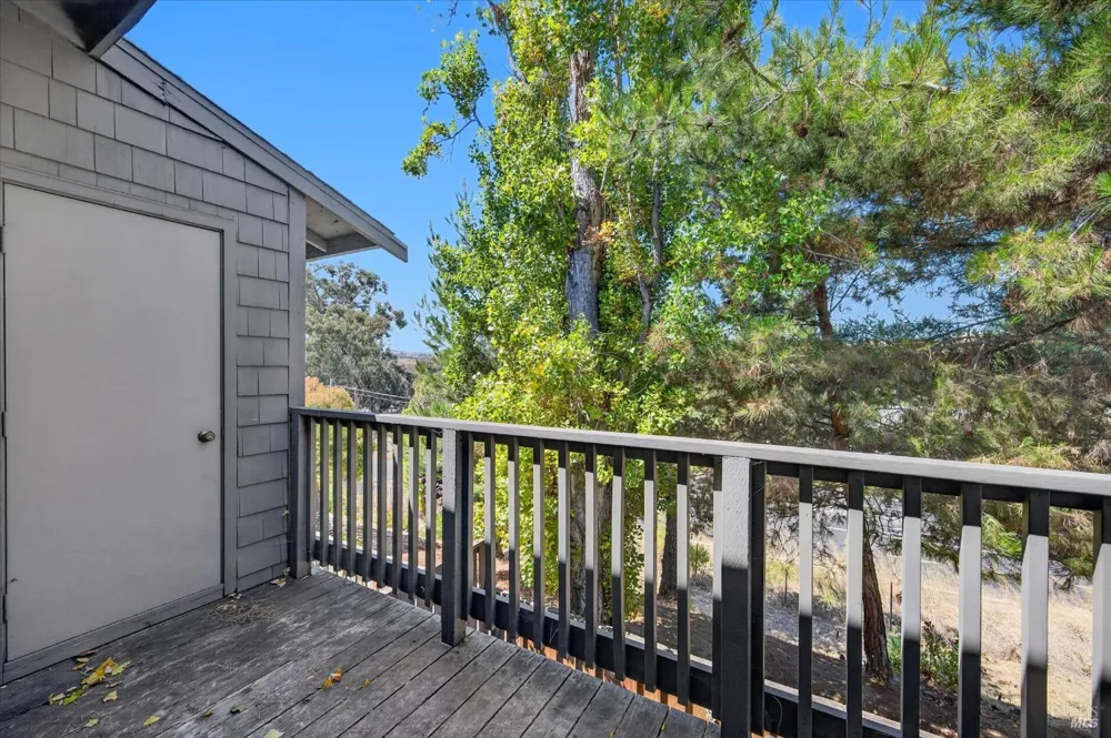 900 Cambridge Drive ##30 Benicia, CA 94510