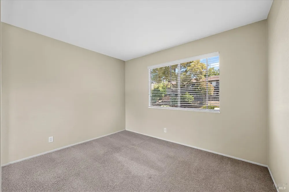 900 Cambridge Drive ##30 Benicia, CA 94510