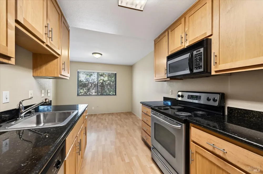 900 Cambridge Drive ##30 Benicia, CA 94510