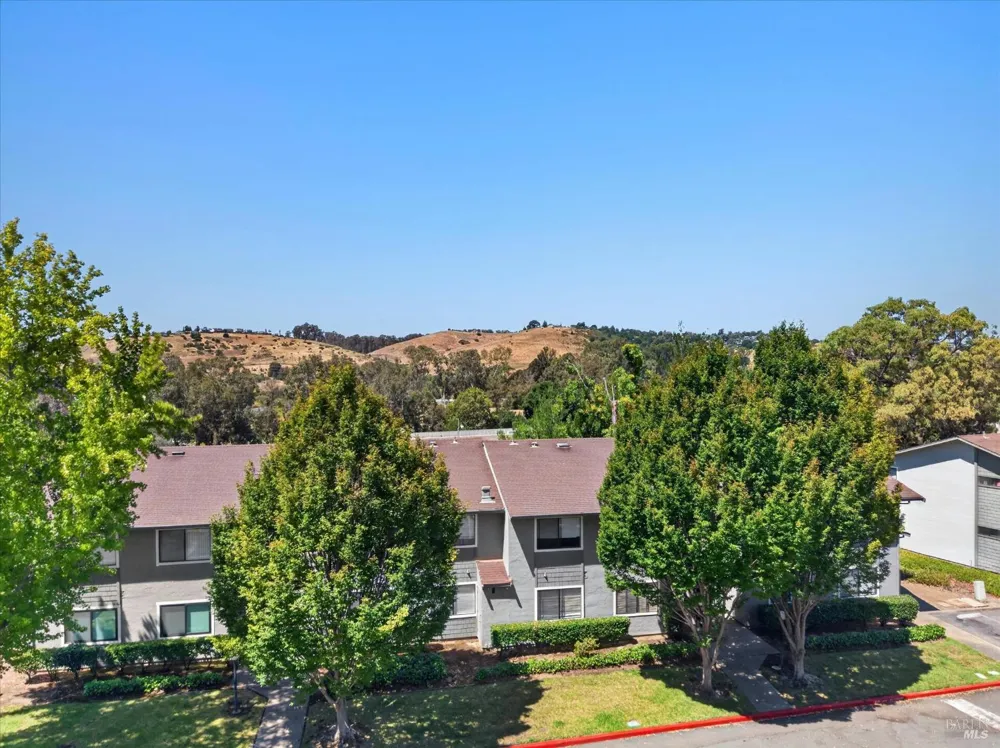 900 Cambridge Drive ##30 Benicia, CA 94510